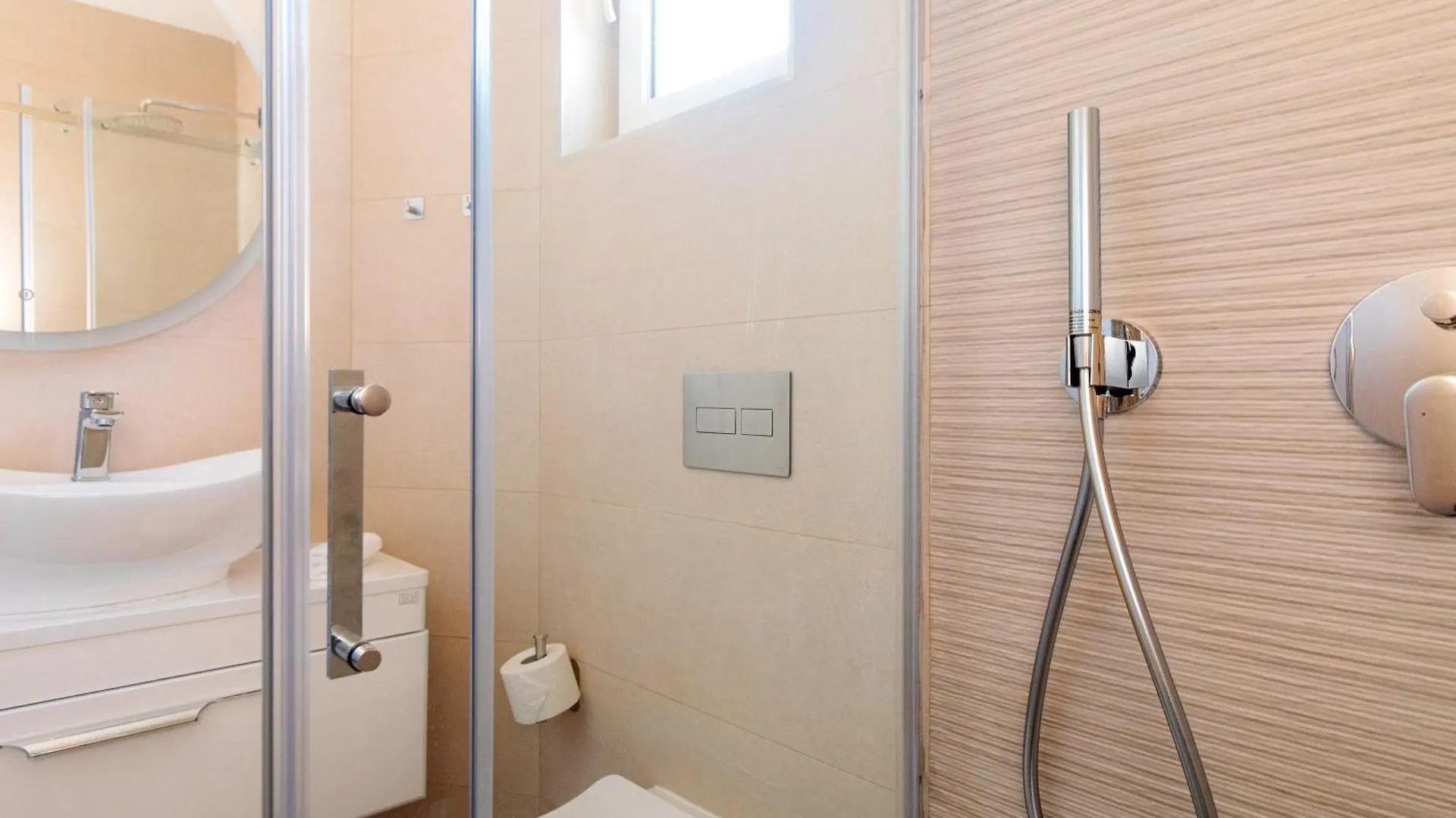 Apartment Mialis Krk Town 0*,  Croatia