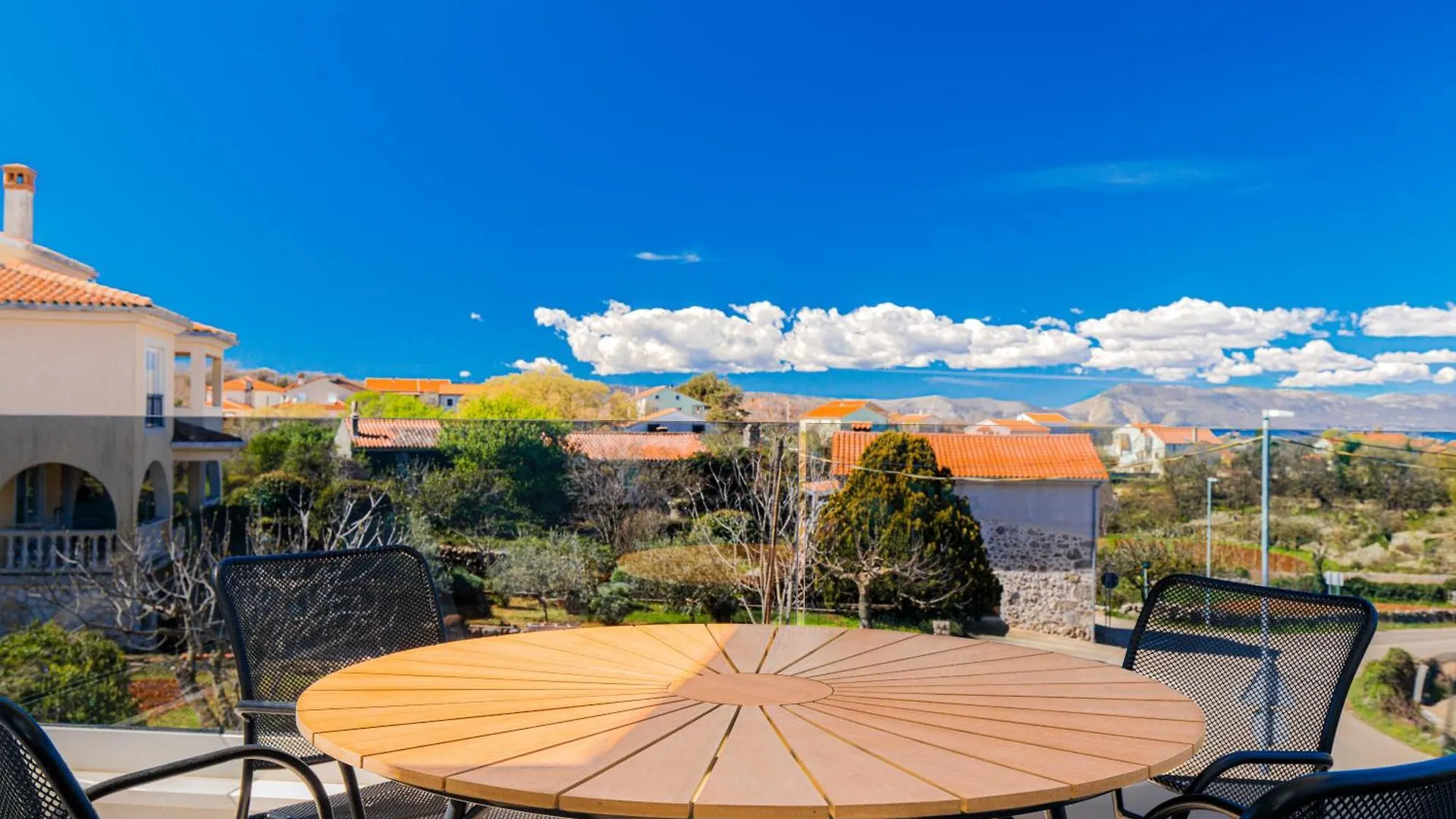 Apartment Mialis Krk Town Croatia