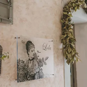 Lola Dream Inn